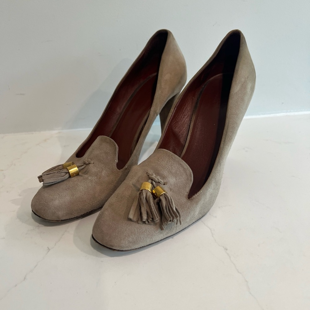 Gucci Taupe Suede Heels with Tassels